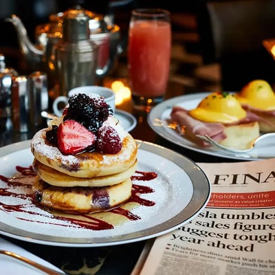 The-Wolseley_Pancakes-with-berries-1b